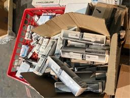 Pallet of Misc Light Bulbs