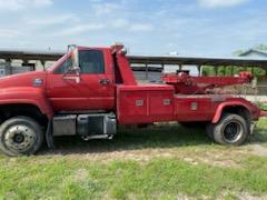 1998 Chevrolet C6500 Tow Truck w/ Century Bed