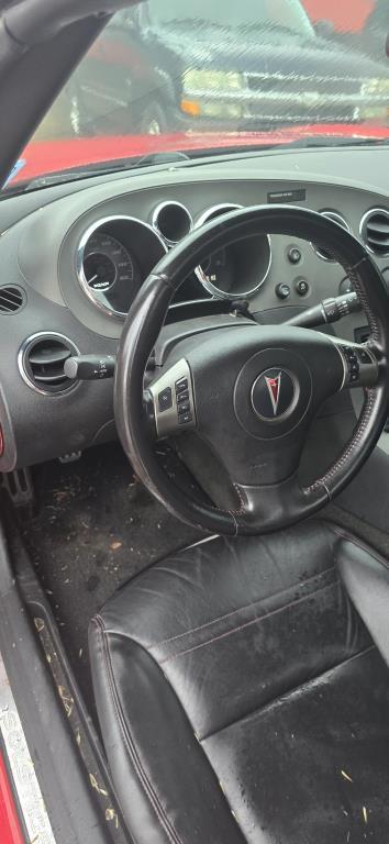 2008 Pontiac 2D Solstice GXP 5-Speed