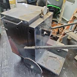 10 Gal. Mini Melter Asphalt Melter