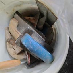 (4) Buckets Trowels & Tools