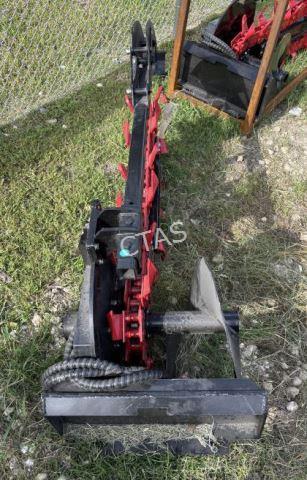Mini Trencher