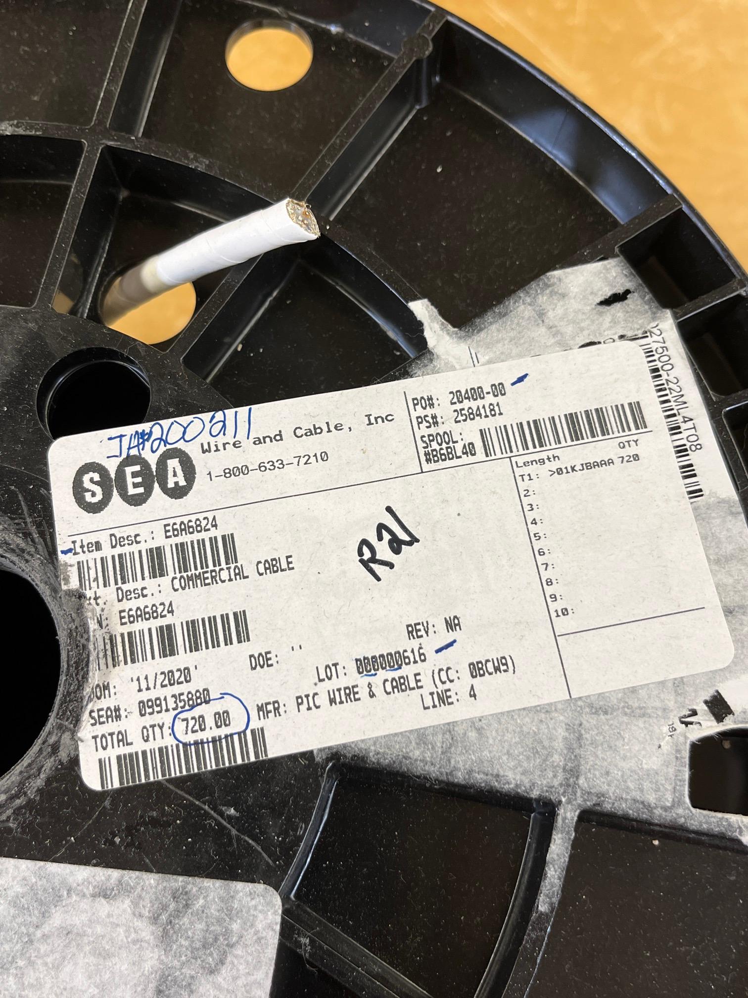 C- PIC E6A6824