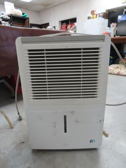 USED: Perfect Aire 70 Pints Dehumidifier (3PAD70), NO BOX. Tested In House, Works Good. NO SHIPPING