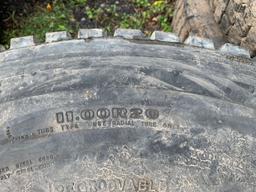 3582 (4) 11.00R20 Tires