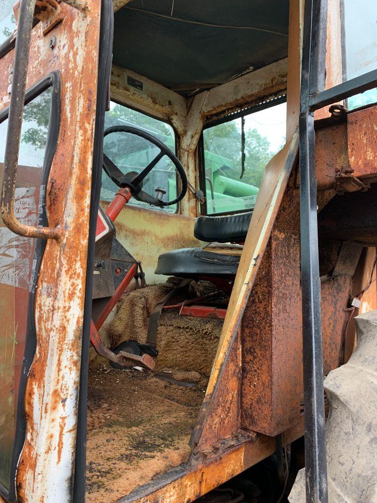 6614 Cockshutt 1755 Tractor