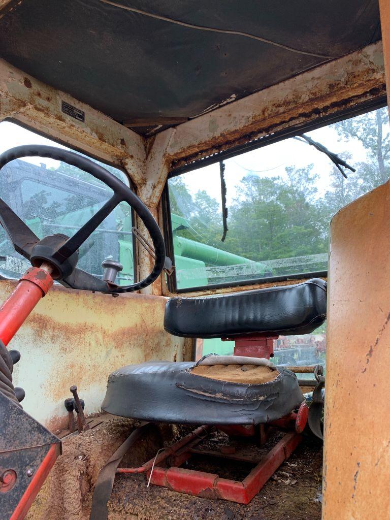 6614 Cockshutt 1755 Tractor