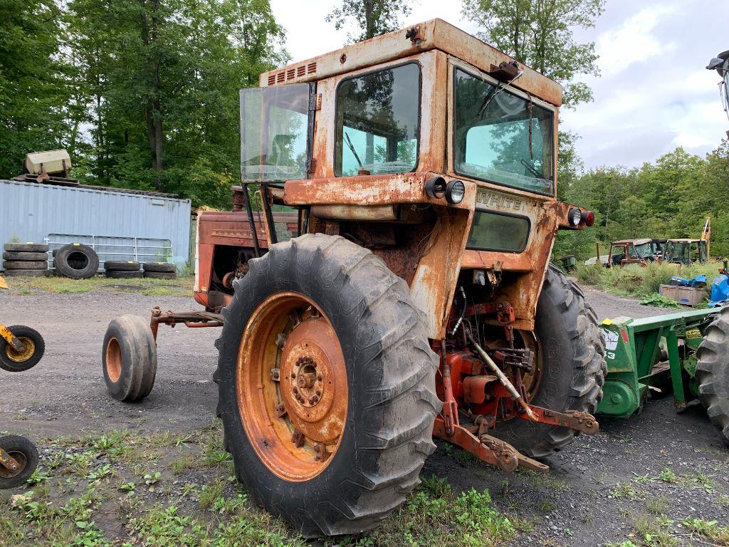 6614 Cockshutt 1755 Tractor