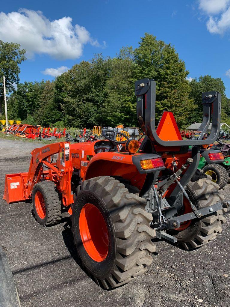 6642 Kubota L3800 Tractor