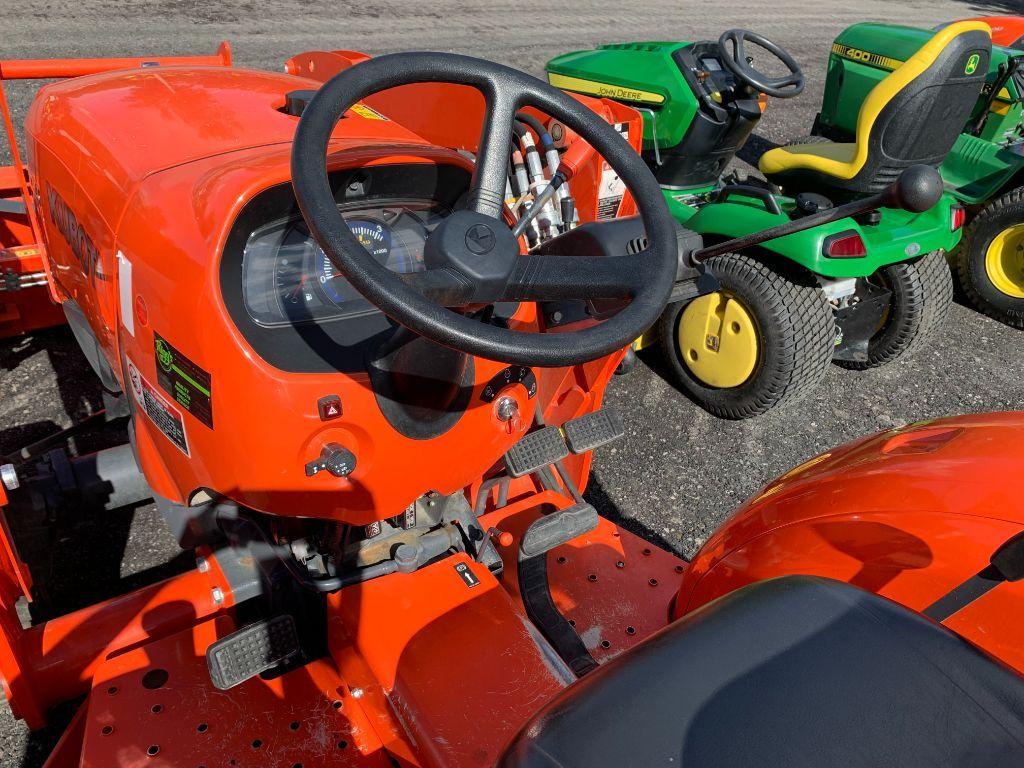 6642 Kubota L3800 Tractor