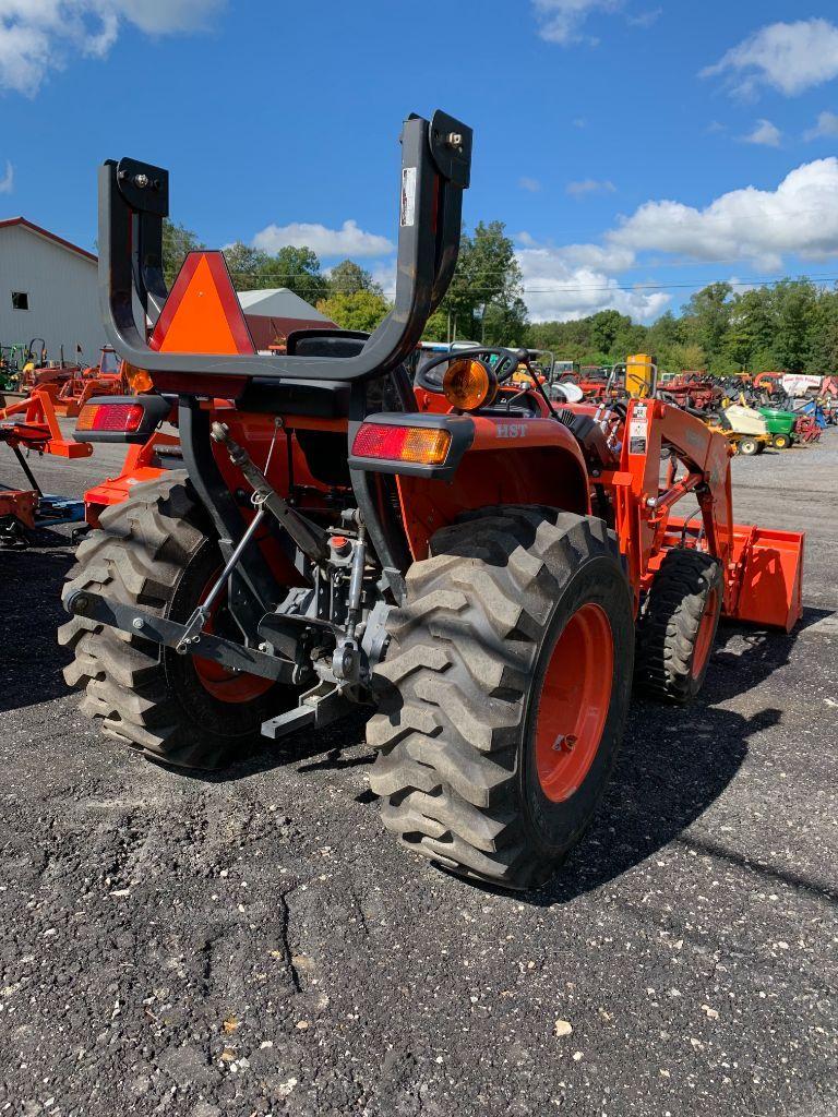 6642 Kubota L3800 Tractor