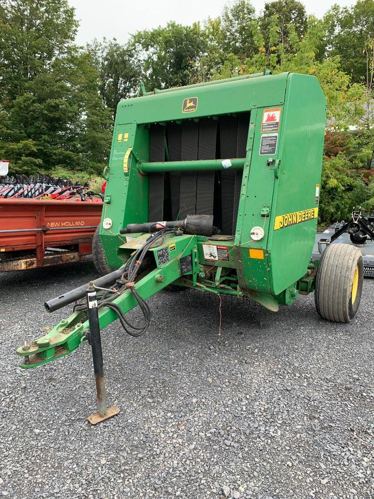 6659 John Deere 446 Round Baler