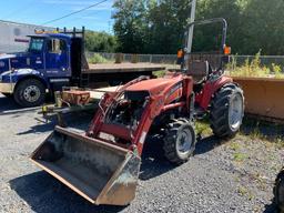 6696 CaseIH DX33 Tractor