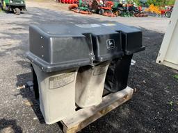 6702 John Deere 3pt Hitch Bagger
