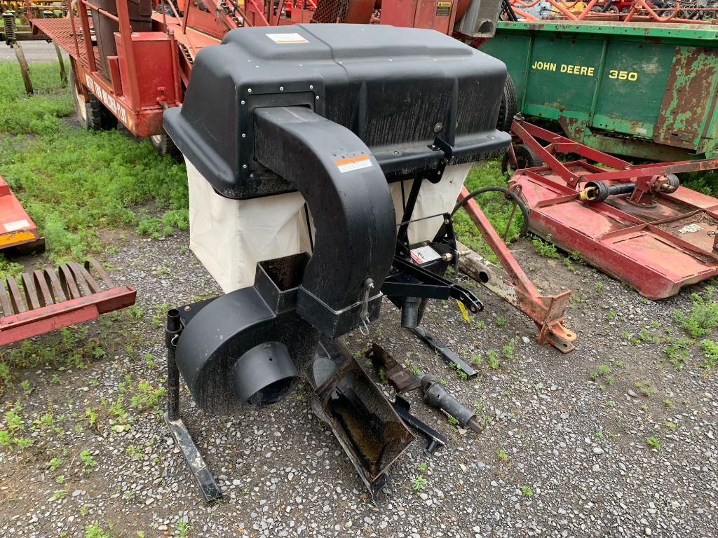 4461 New Holland TZ25D Grass Catcher