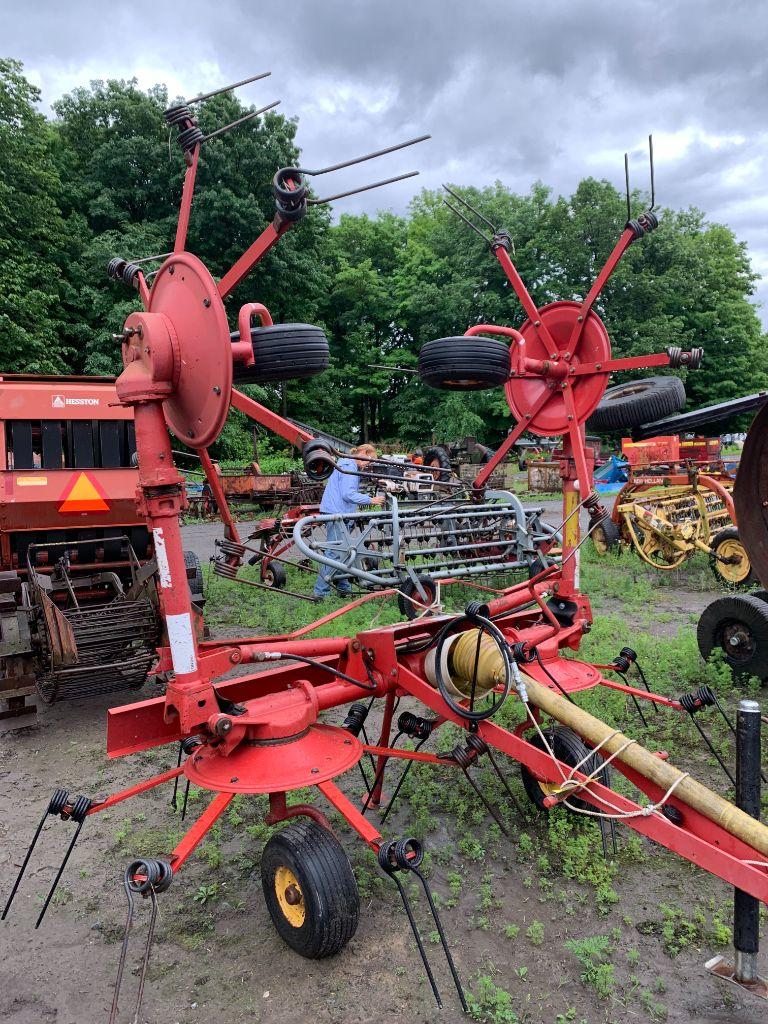 4587 New Holland 163 Tedder