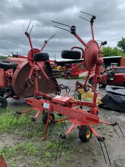 4587 New Holland 163 Tedder