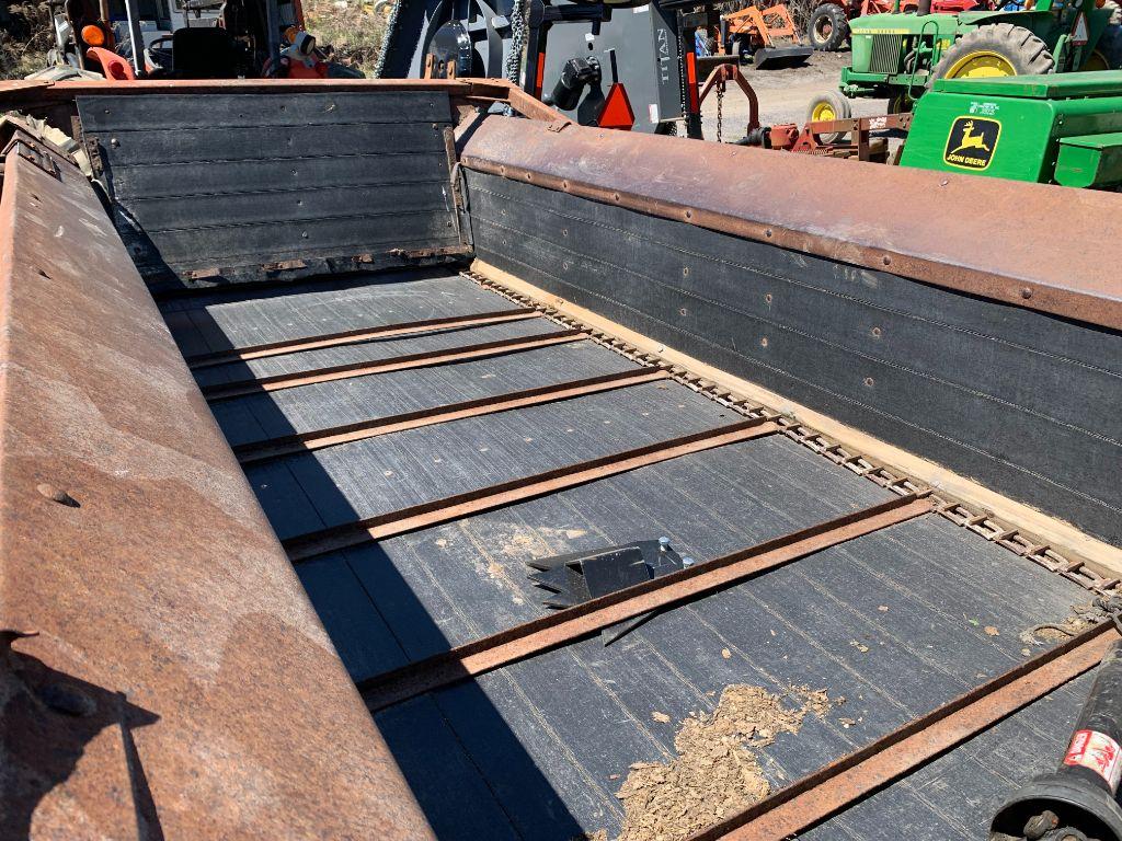 7409 Meyers M300 Spreader