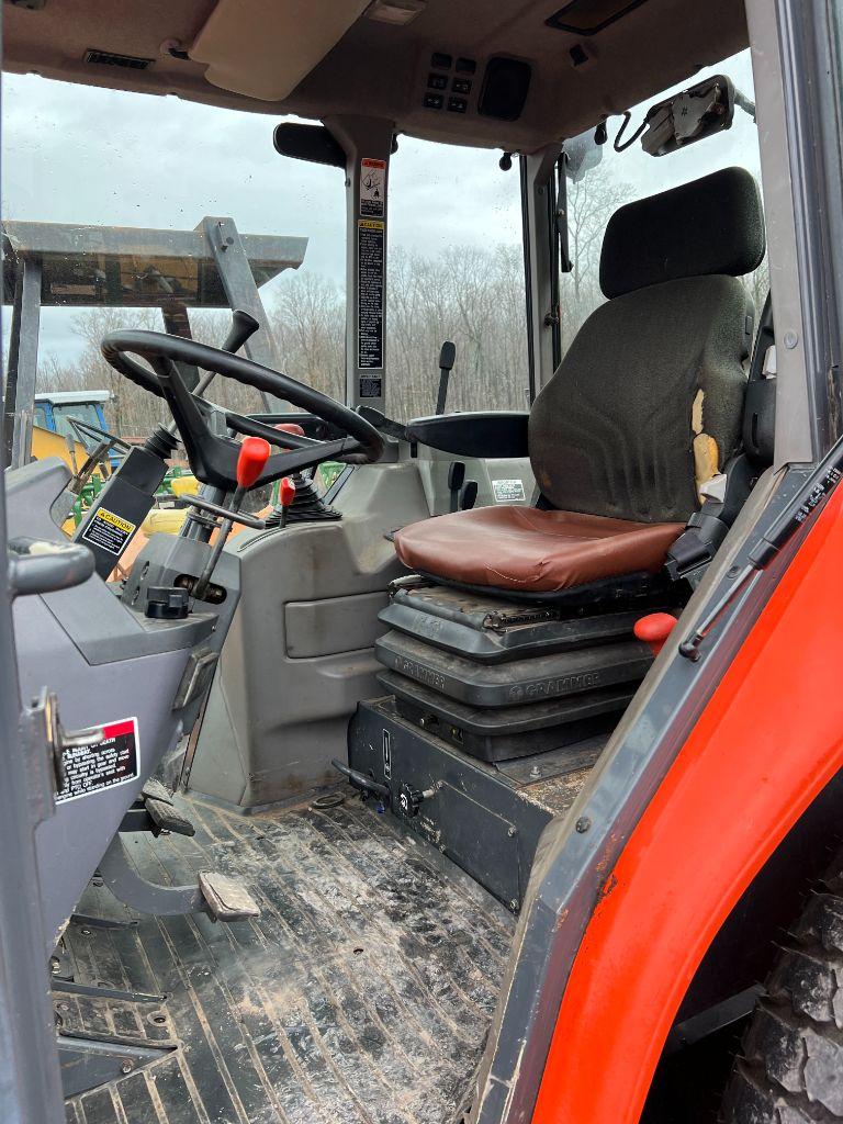 5019 Kubota M8200 Tractor