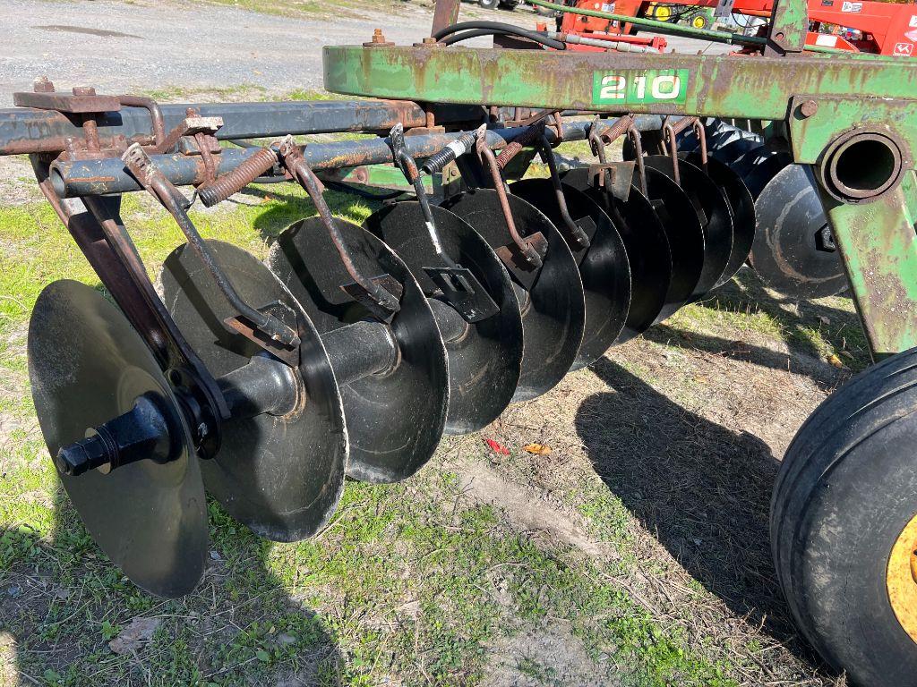 7956 John Deere 210 Disk