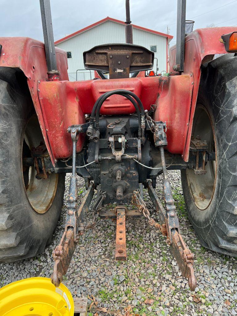 8145 CaseIH 885 Tractor