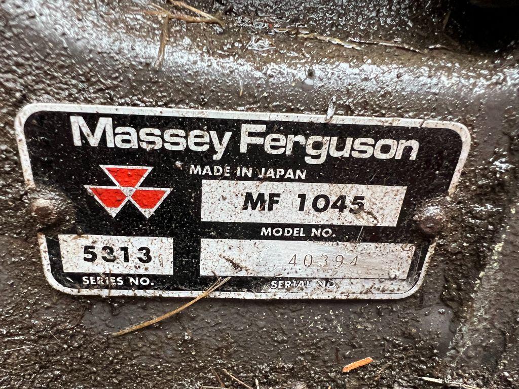 8146 Massey Ferguson 1045 Tractor