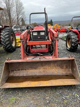 8146 Massey Ferguson 1045 Tractor