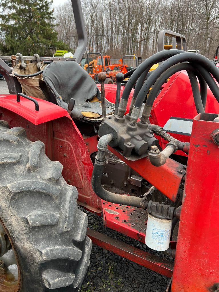 8146 Massey Ferguson 1045 Tractor