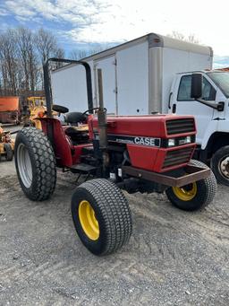 8161 CaseIH 385 Tractor