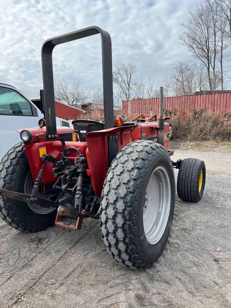 8161 CaseIH 385 Tractor