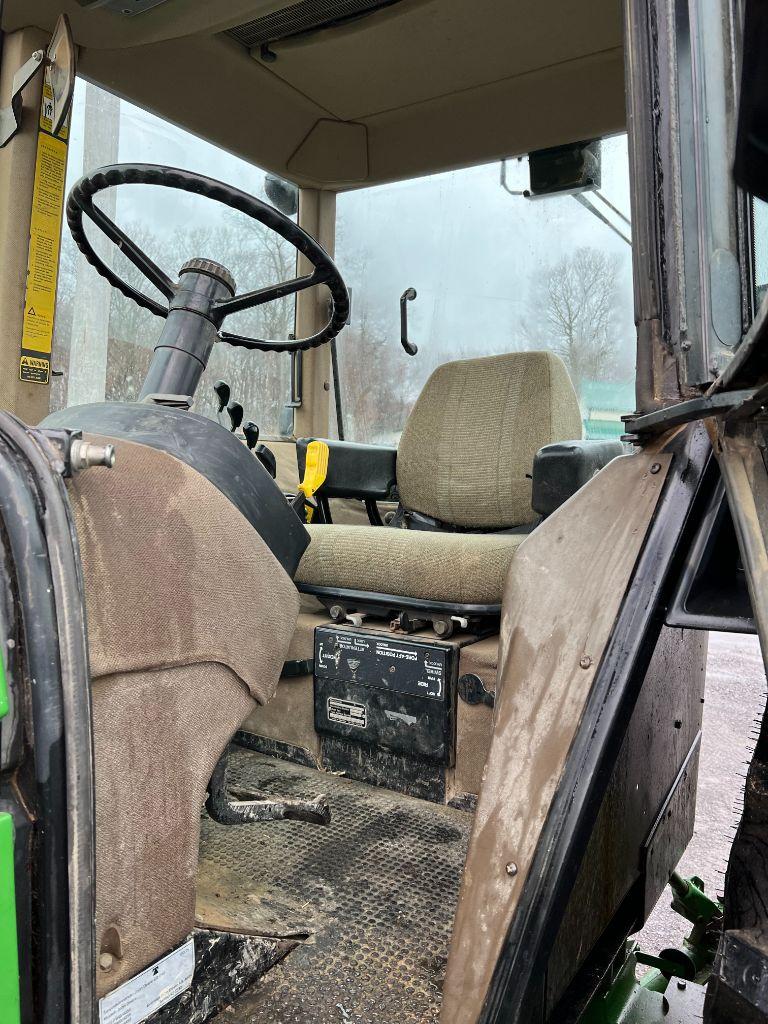 8190 John Deere 4255 Tractor