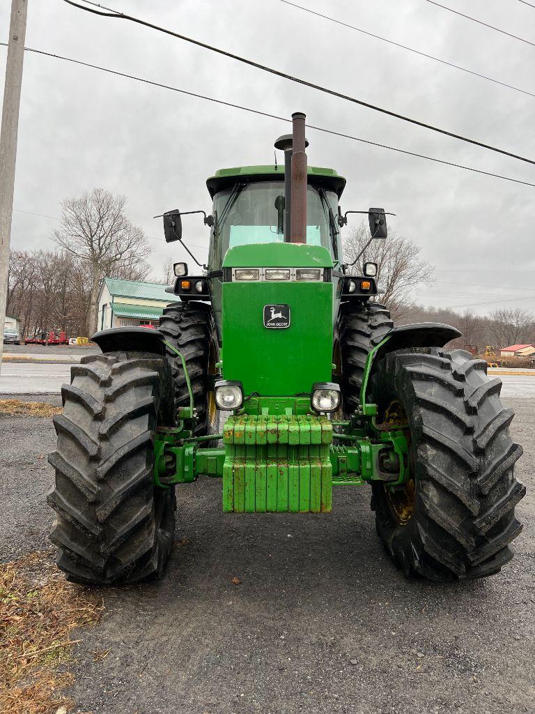 8190 John Deere 4255 Tractor