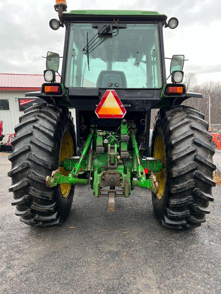 8190 John Deere 4255 Tractor