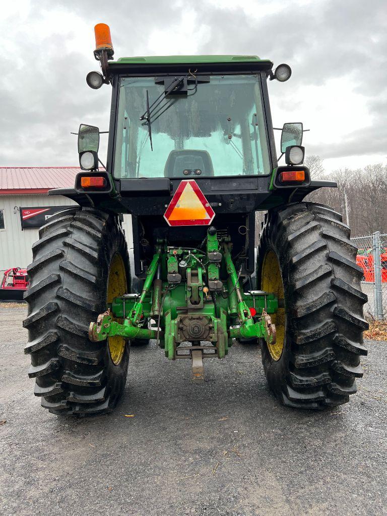 8190 John Deere 4255 Tractor