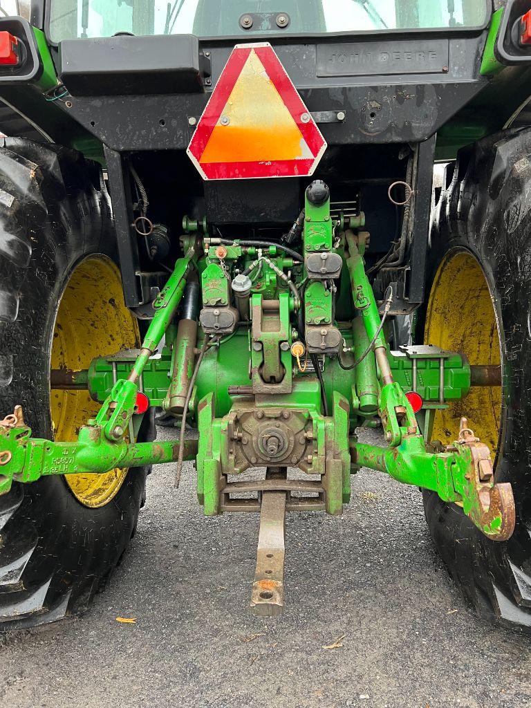 8190 John Deere 4255 Tractor