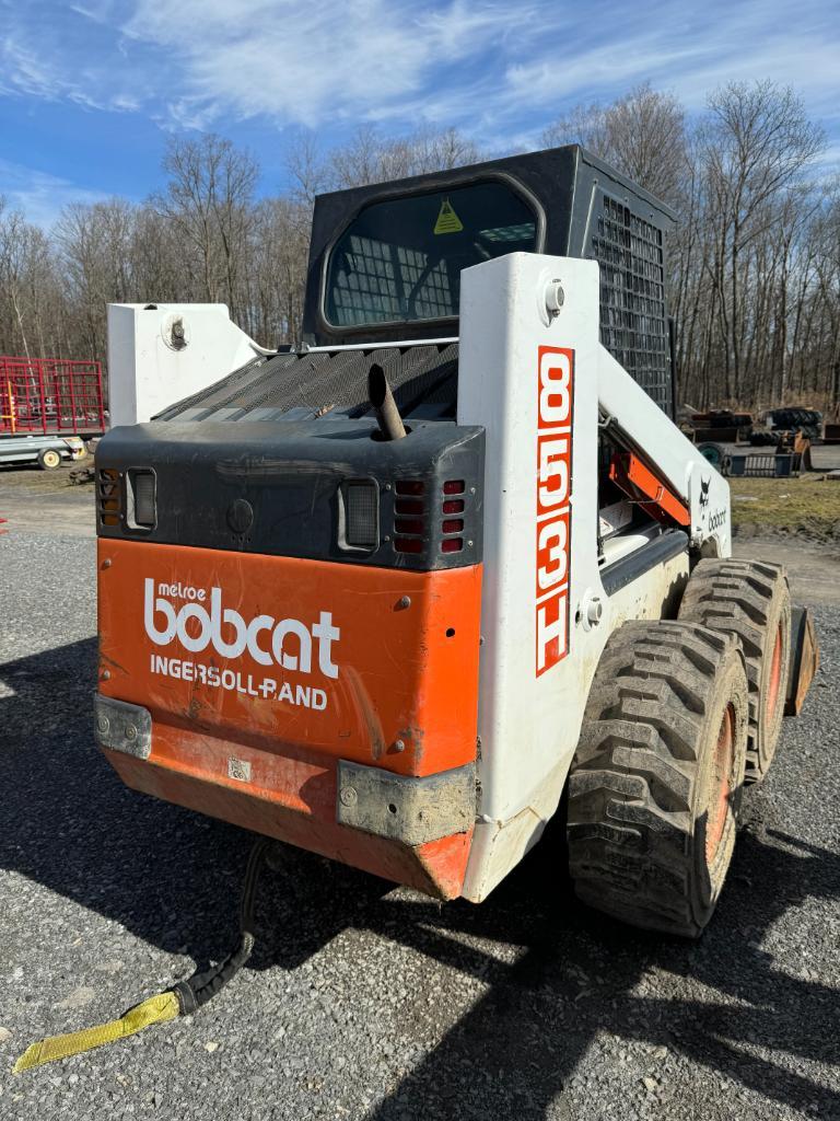 1805 Bobcat 853H Skid Steer