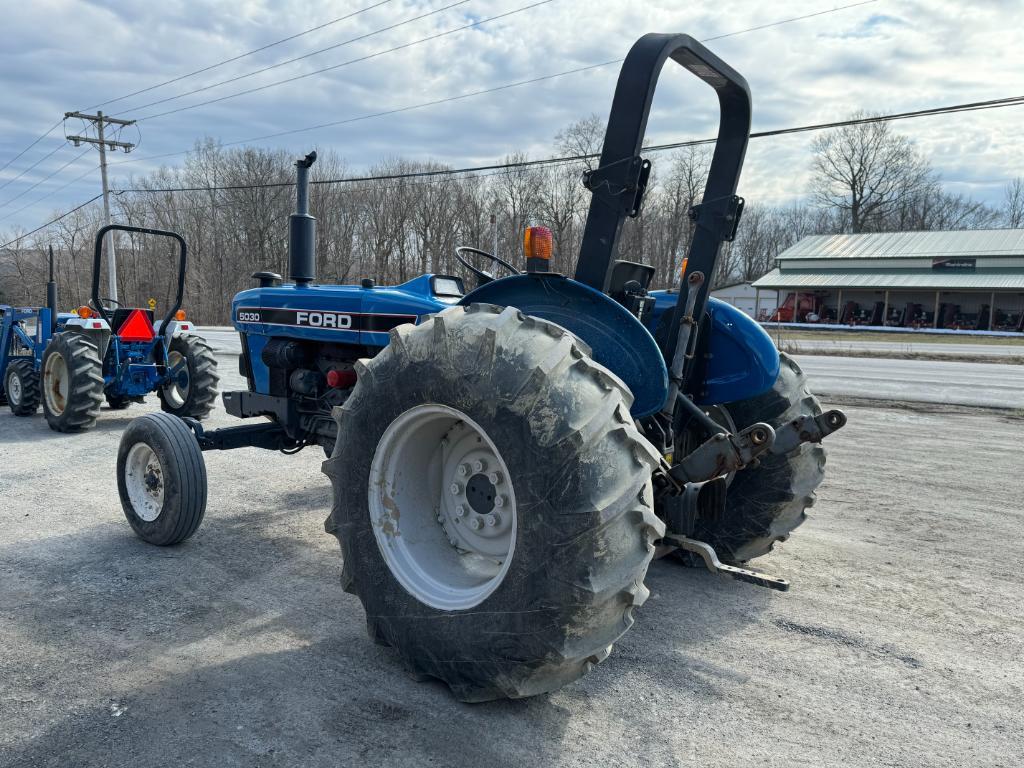 9720 Ford 5030 Tractor