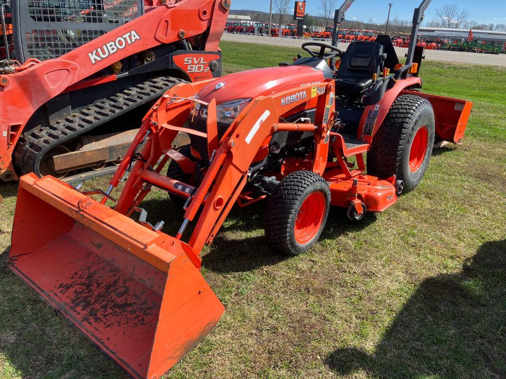 250 Kubota B2650 Tractor