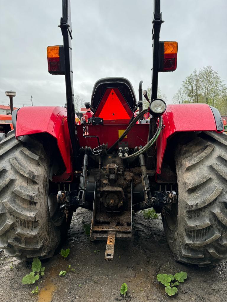 305 Mahindra 6065 Tractor