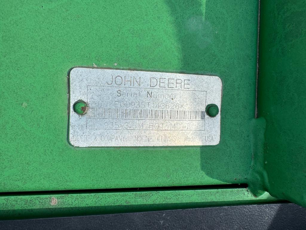 314 John Deere 935 MoCo Discbine