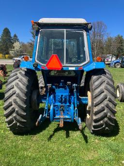 4 Ford TW-20 Tractor