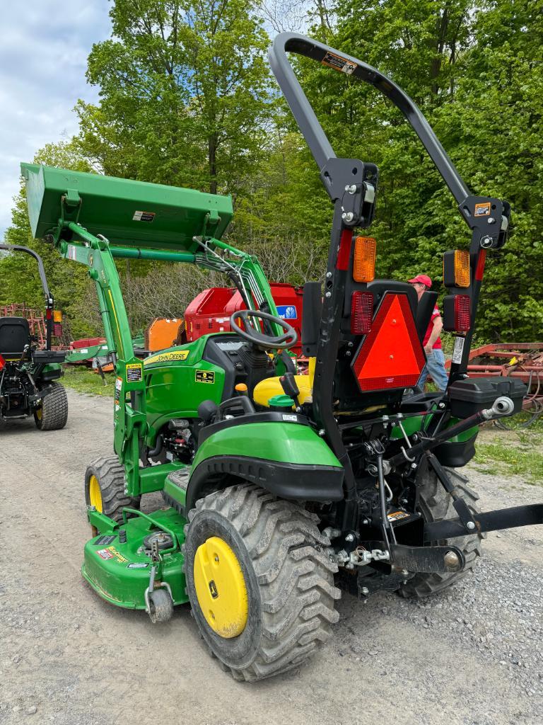 402 John Deere 1025R Tractor