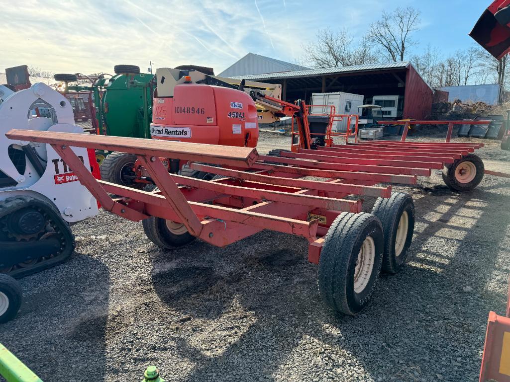 2764 Round Bale Wagon