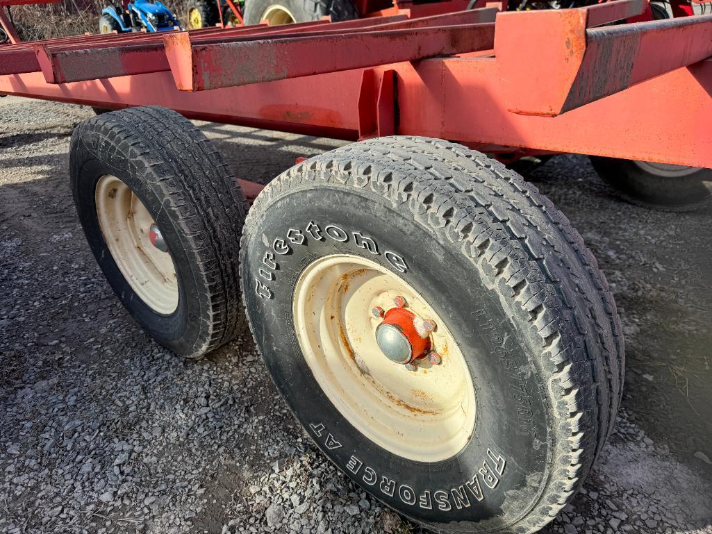 2764 Round Bale Wagon