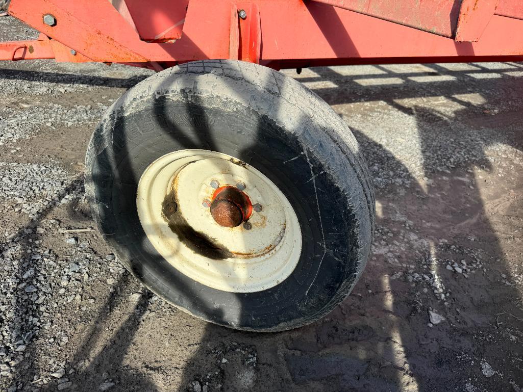 2764 Round Bale Wagon