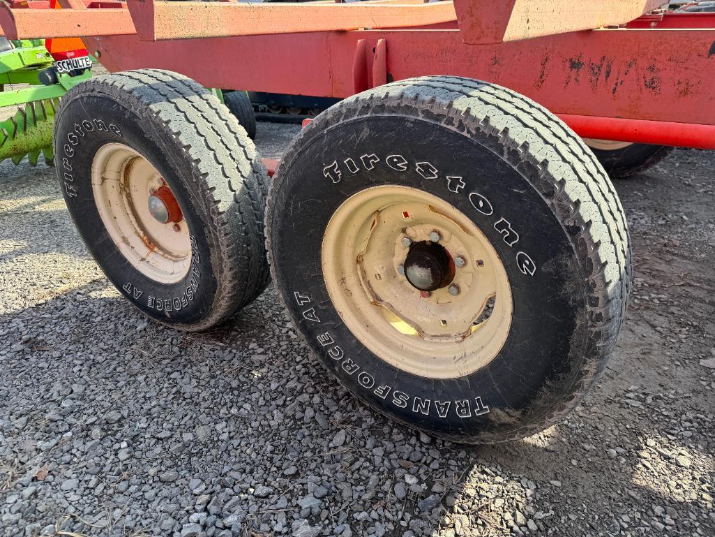 2764 Round Bale Wagon