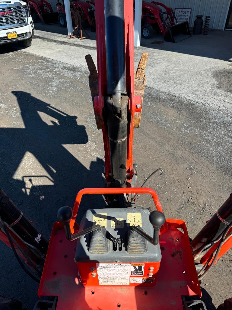 2805 2017 Kubota L47 Tractor Loader Backhoe