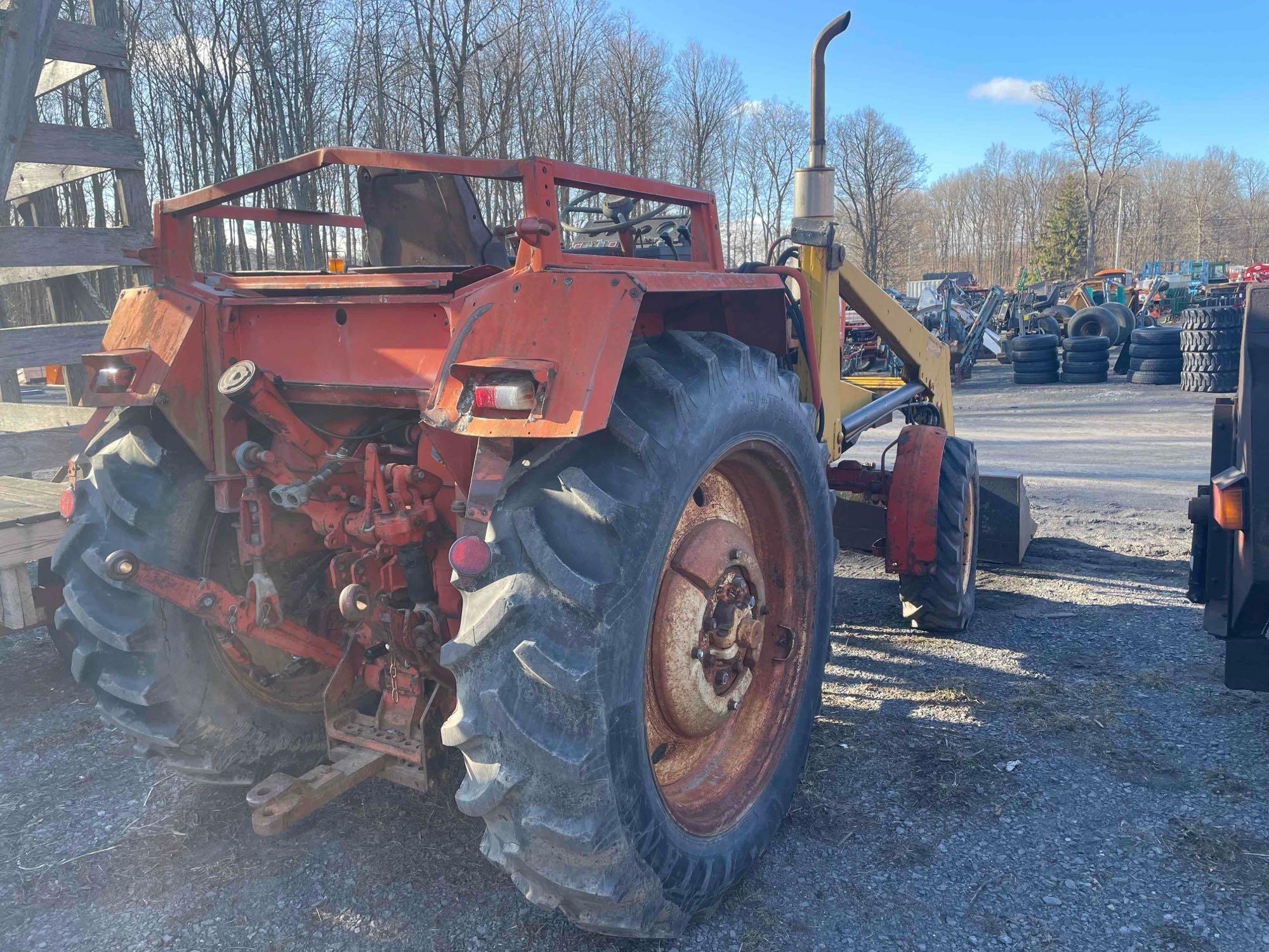 3004 Belarus 825 Tractor