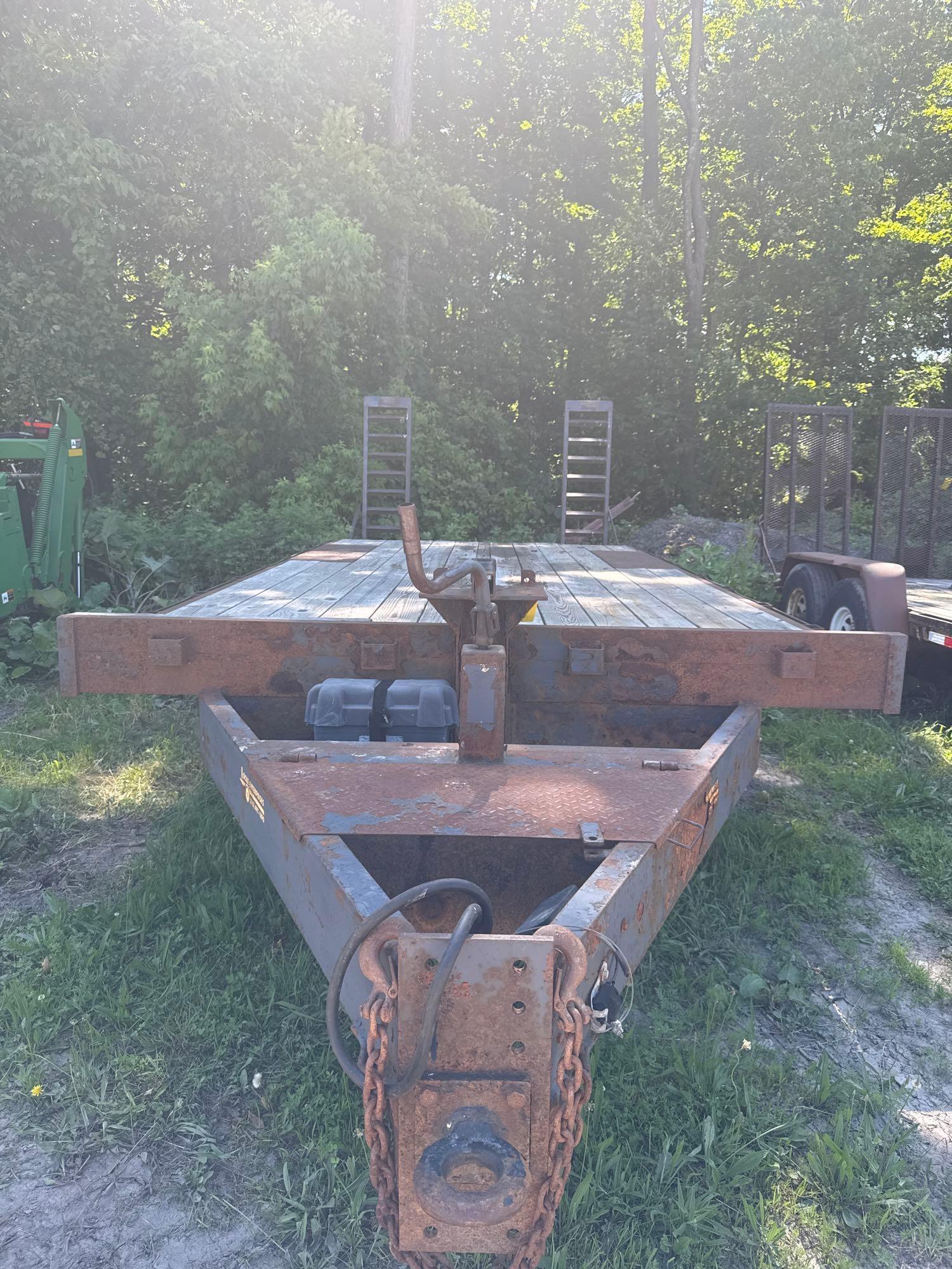 3257 Deck Over Trailer w/Title