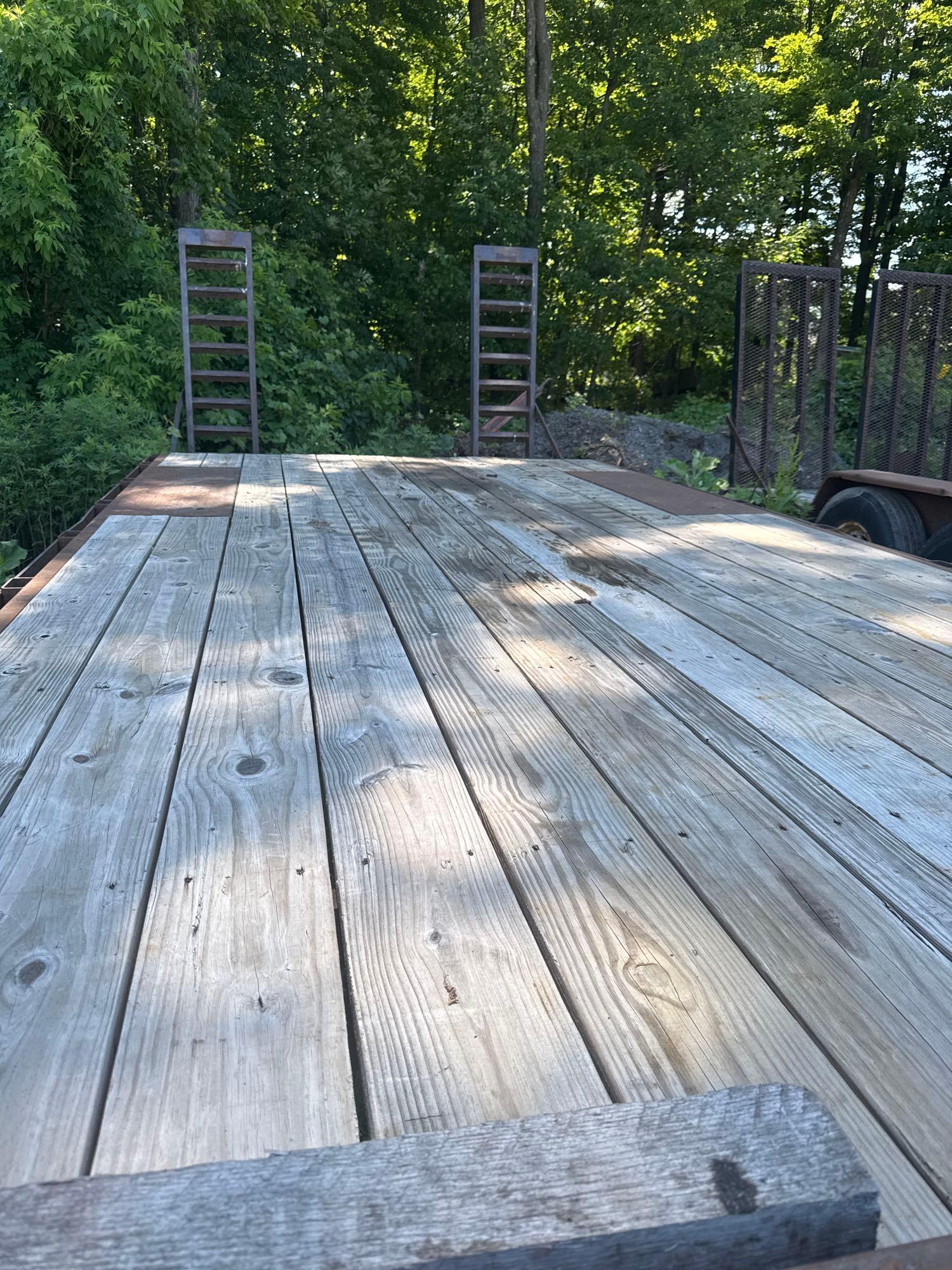 3257 Deck Over Trailer w/Title